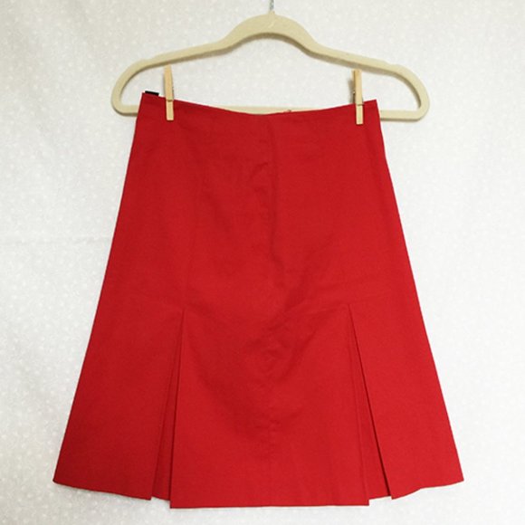***SOLD*** Vintage Club Monaco red pleated skirt